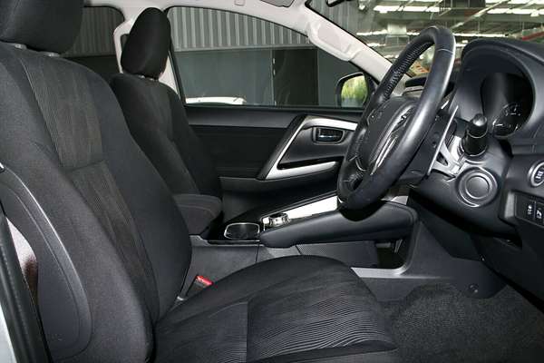 2023 Mitsubishi Pajero Sport GLS QF
