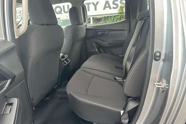 2024 Isuzu D-MAX SX High Ride Rear Wheel Drive