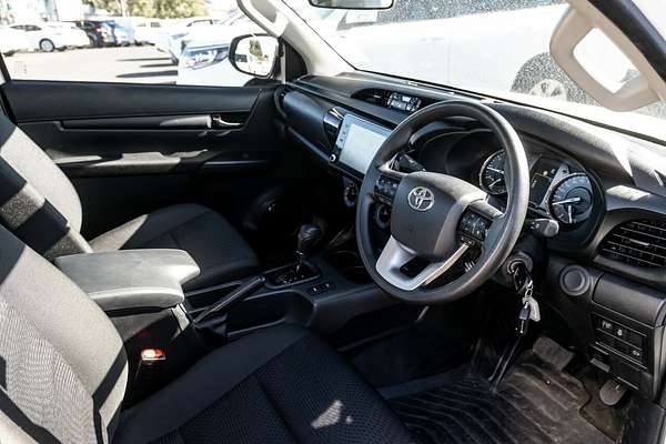 2023 Toyota Hilux 4x4