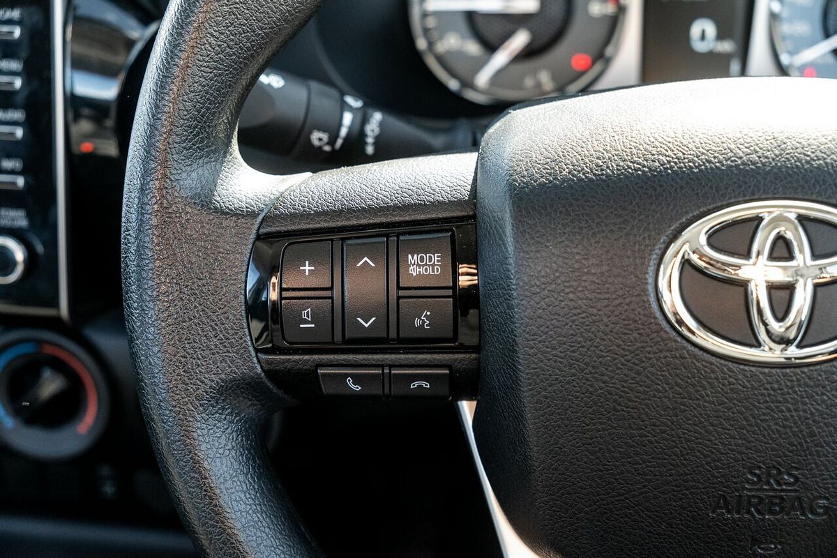 2023 Toyota Hilux 4x4