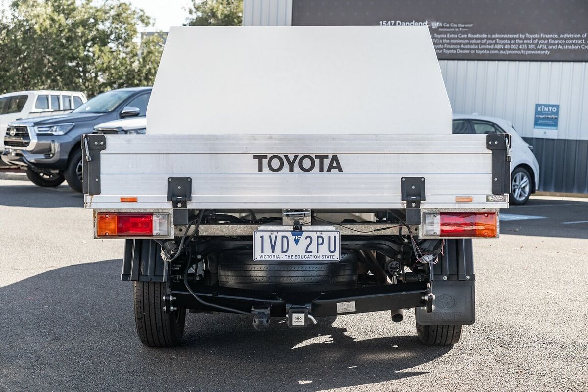 2018 Toyota Hilux Workmate TGN121R MY17 Rear Wheel Drive