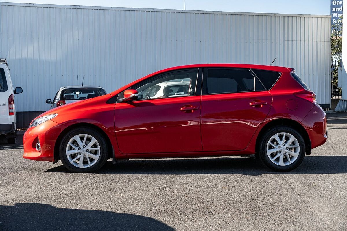 2013 Toyota Corolla Ascent Sport ZRE182R