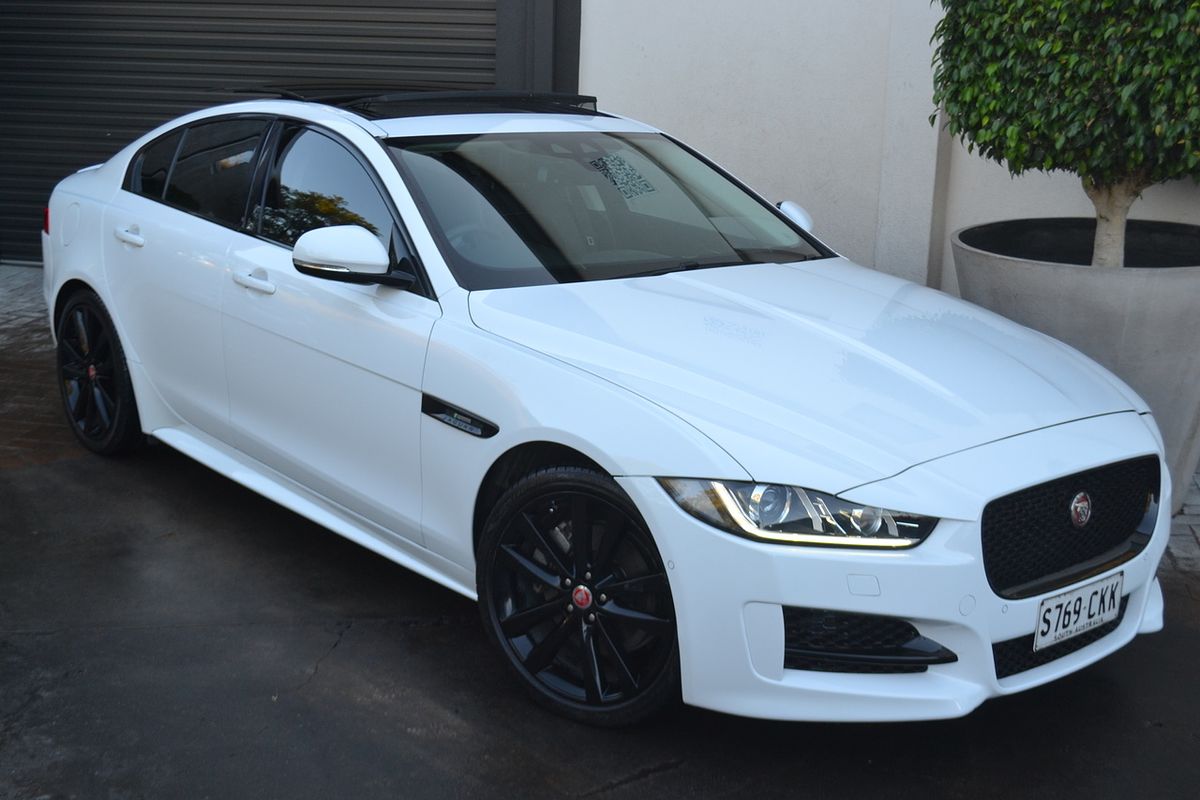 2017 Jaguar XE 25t R-Sport X760