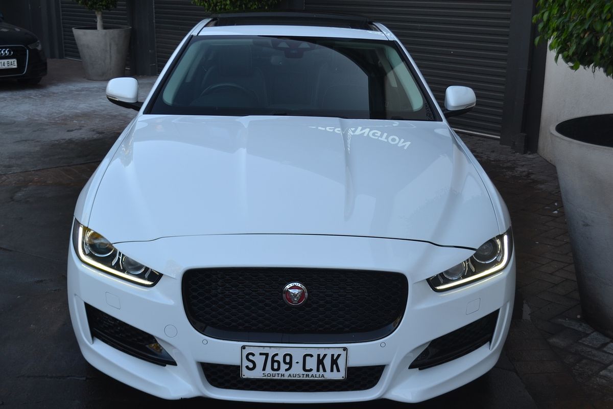 2017 Jaguar XE 25t R-Sport X760