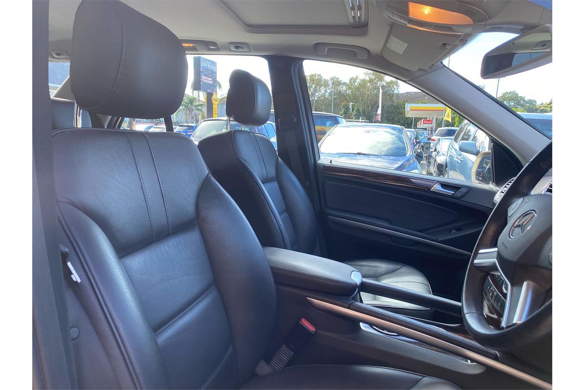 2009 Mercedes-Benz M-Class ML320 CDI W164