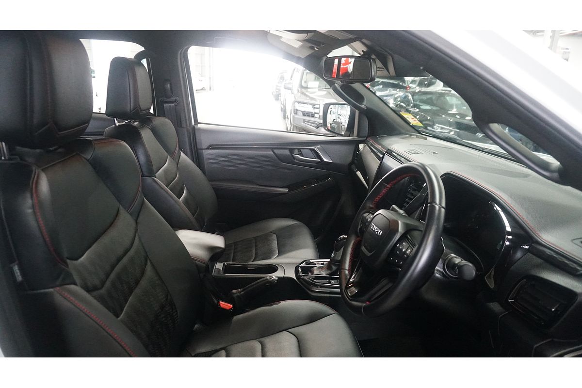 2024 Isuzu D-MAX X-TERRAIN 4X4