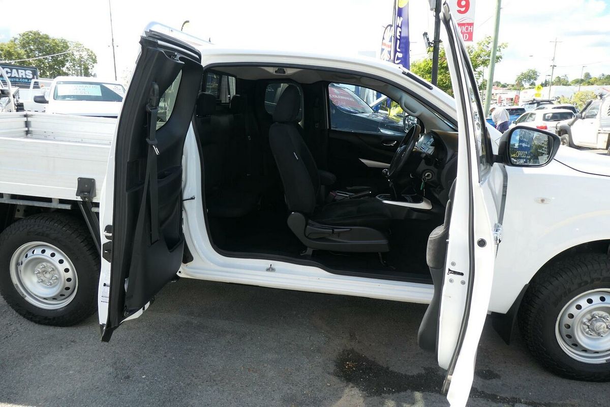 2017 Nissan Navara RX D23 Series 2 Rear Wheel Drive