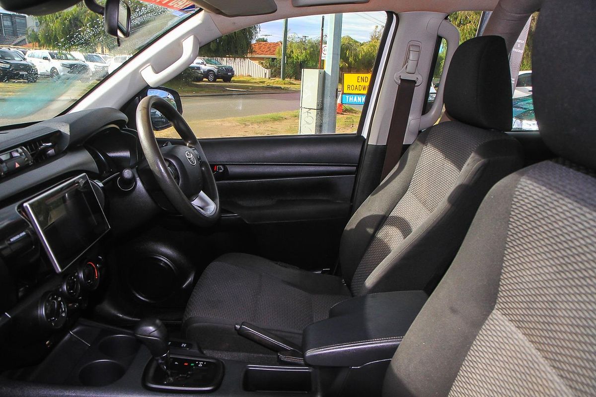 2019 Toyota Hilux Workmate GUN125R 4X4