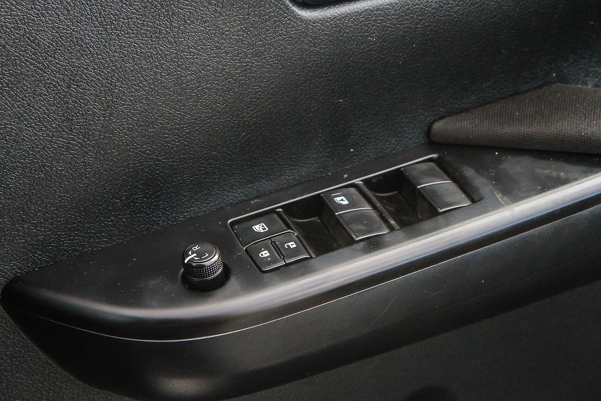 2019 Toyota Hilux Workmate GUN125R 4X4