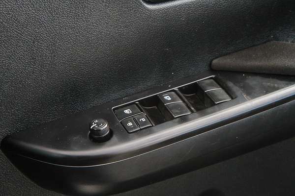 2019 Toyota Hilux Workmate GUN125R 4X4