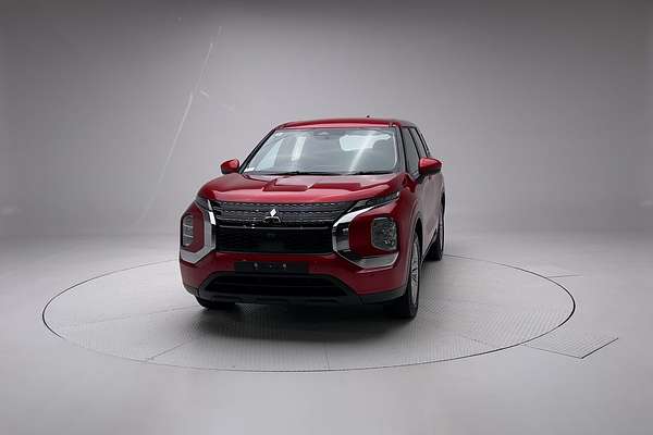 2023 Mitsubishi Outlander ES ZM