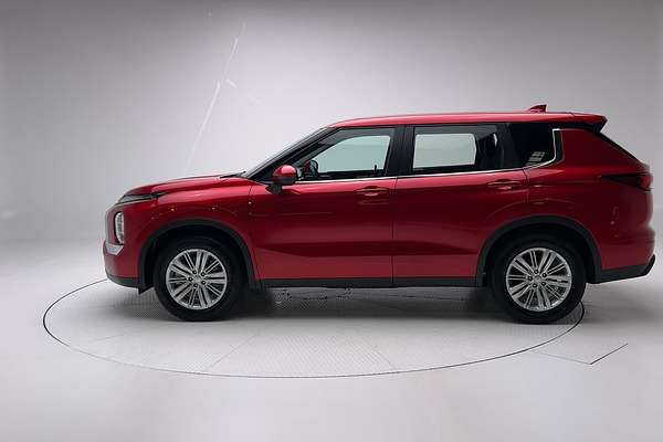 2023 Mitsubishi Outlander ES ZM