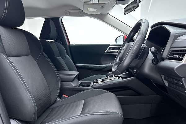 2023 Mitsubishi Outlander ES ZM