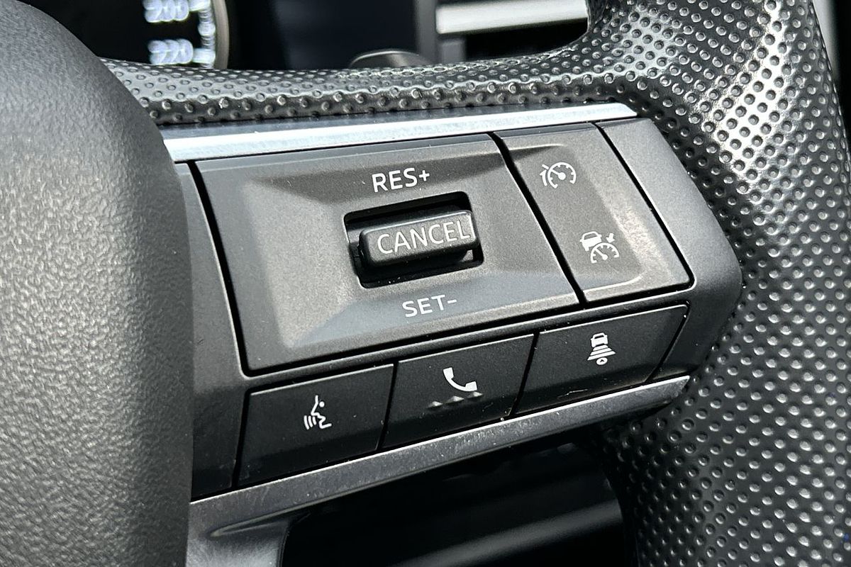 2023 Mitsubishi Outlander ES ZM