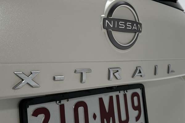 2023 Nissan X-TRAIL ST-L T33