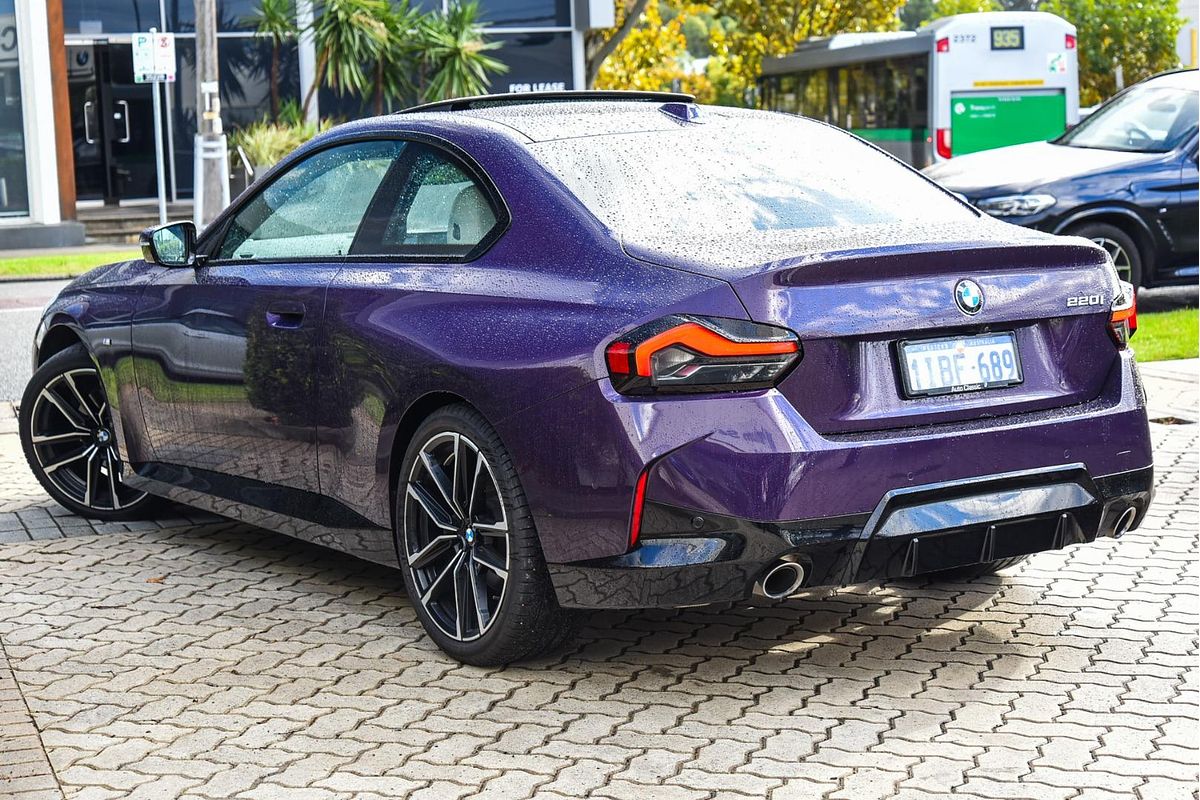 2023 BMW 2 Series 220i M Sport G42