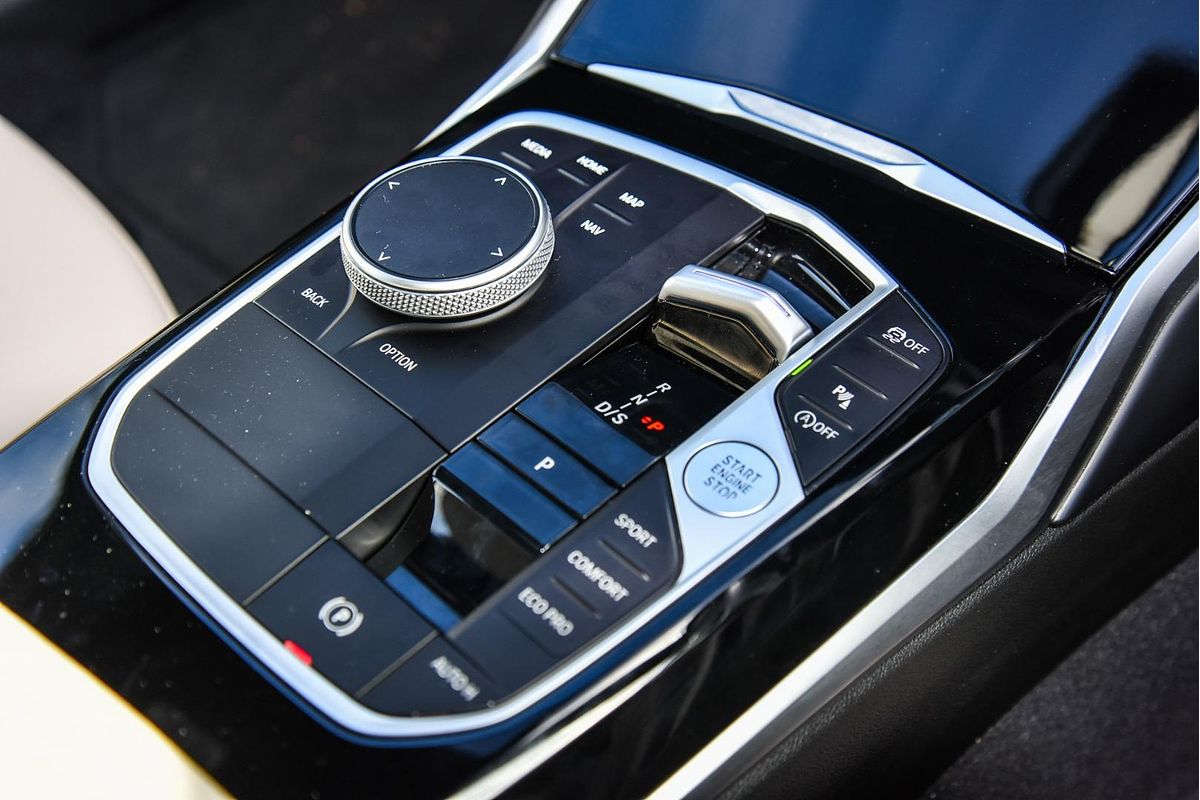 2023 BMW 2 Series 220i M Sport G42
