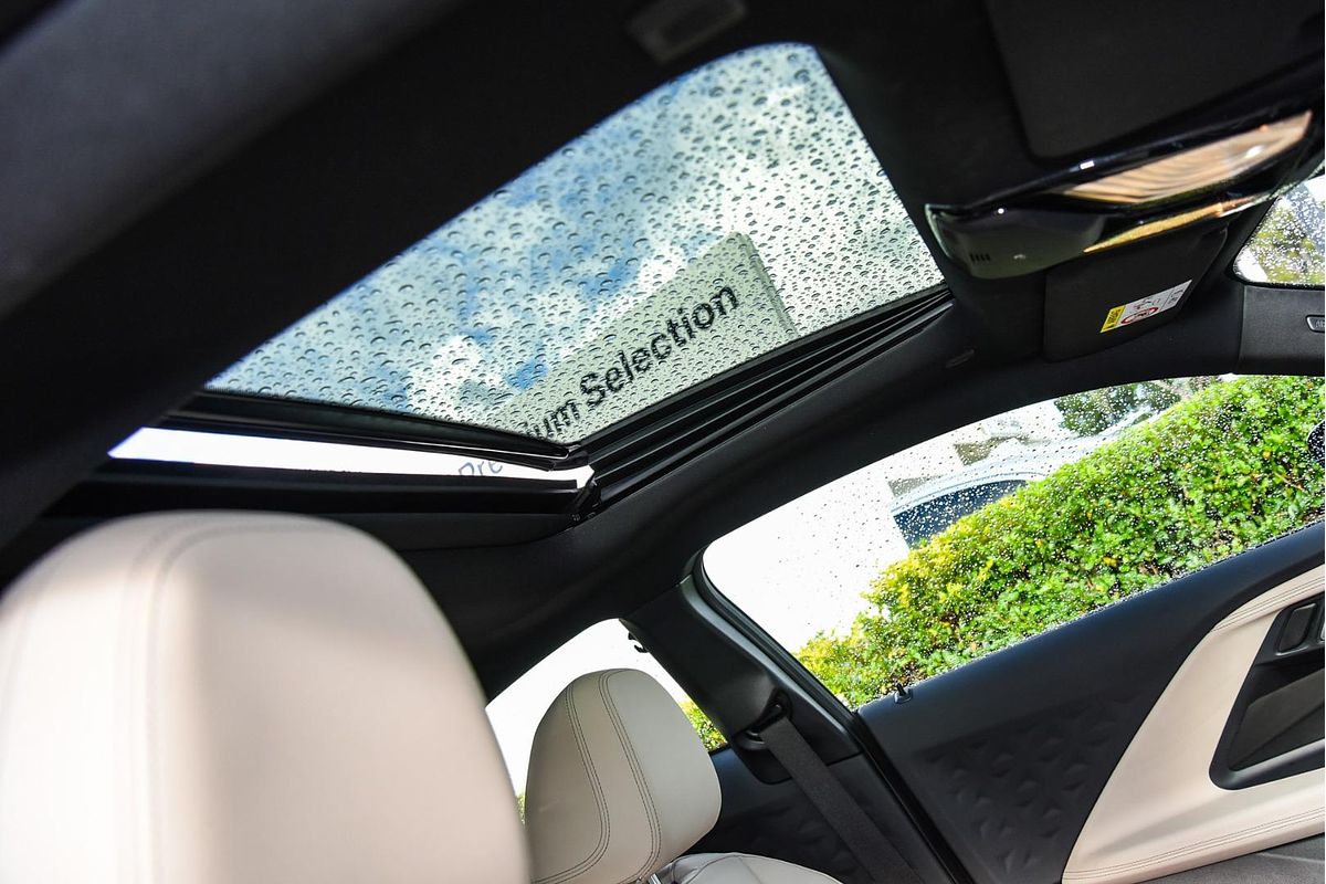 2023 BMW 2 Series 220i M Sport G42