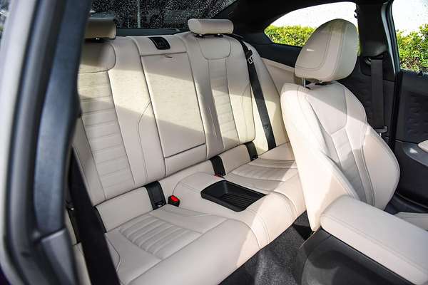 2023 BMW 2 Series 220i M Sport G42