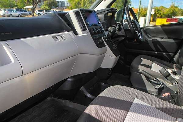 2020 Toyota Hiace Commuter GDH322R