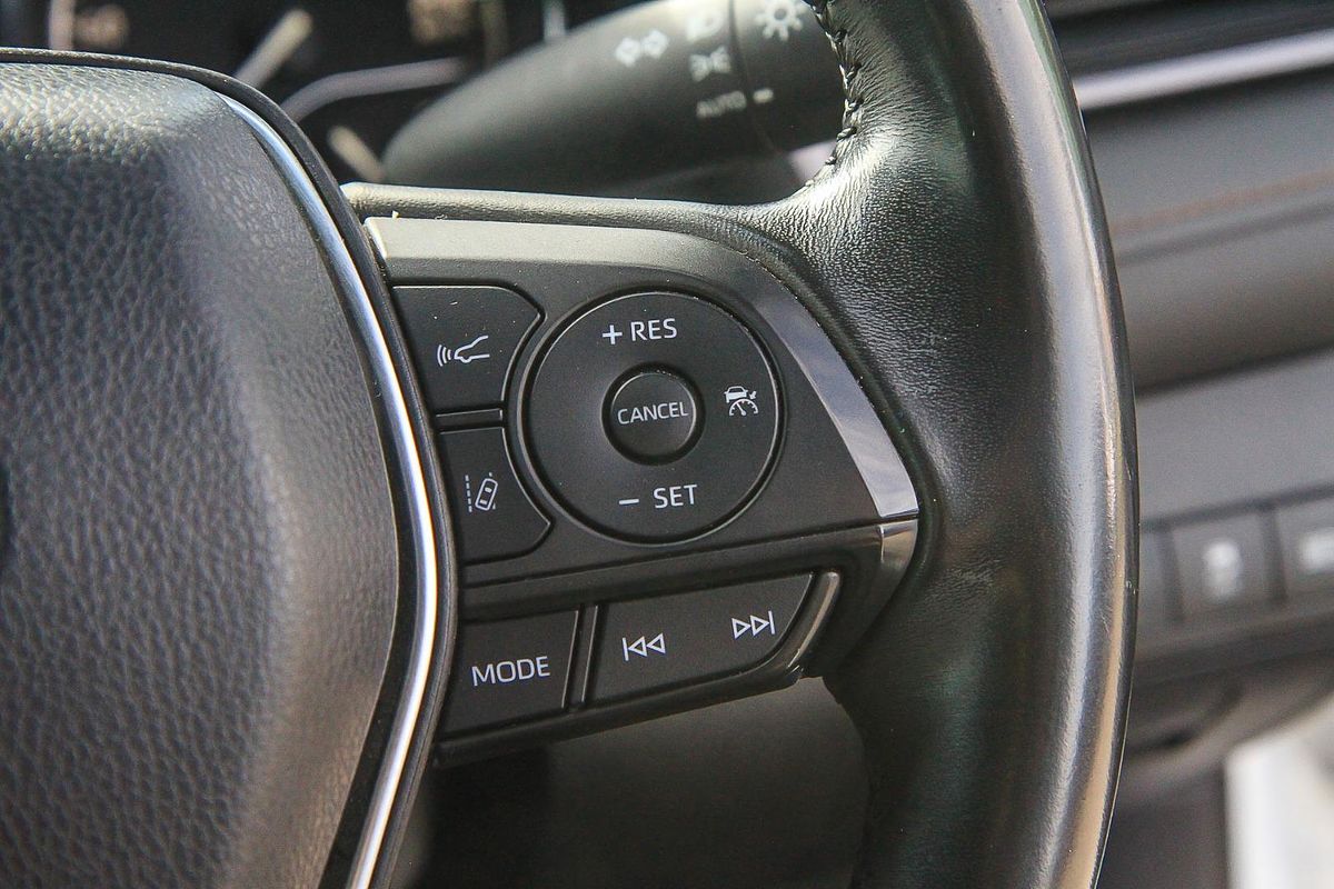 2019 Toyota Camry Ascent Sport AXVH71R