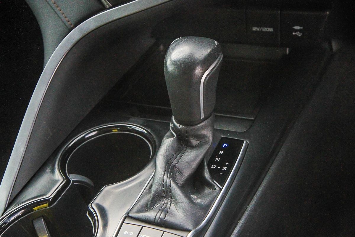 2019 Toyota Camry Ascent Sport AXVH71R