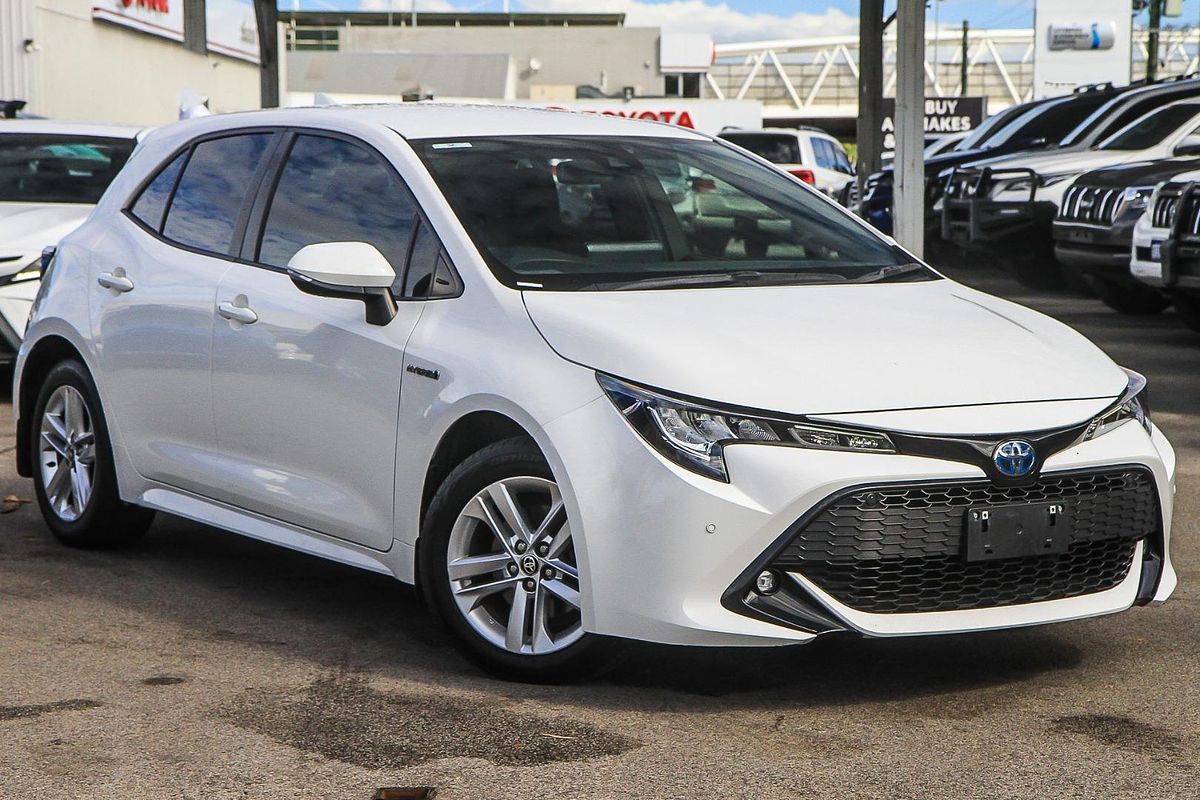 2020 Toyota Corolla SX Hybrid ZWE211R