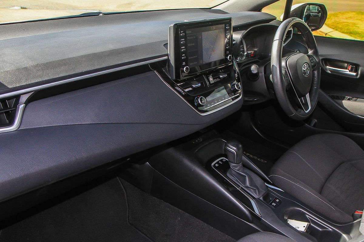 2020 Toyota Corolla SX Hybrid ZWE211R
