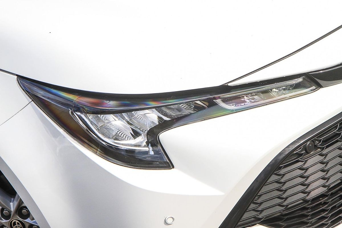 2020 Toyota Corolla SX Hybrid ZWE211R