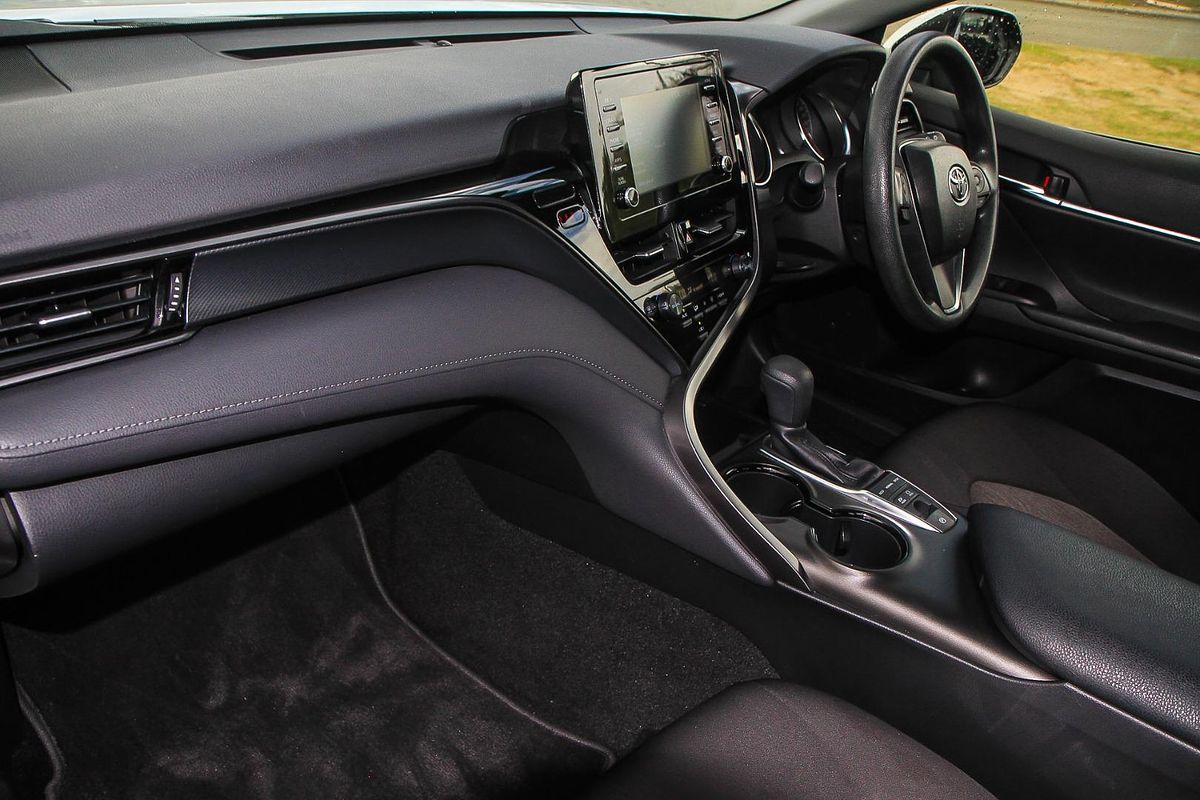 2021 Toyota Camry Ascent AXVH70R