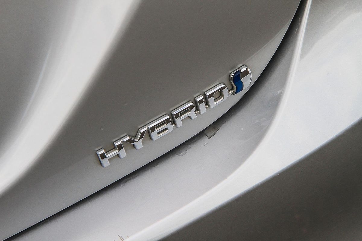 2021 Toyota Camry Ascent AXVH70R