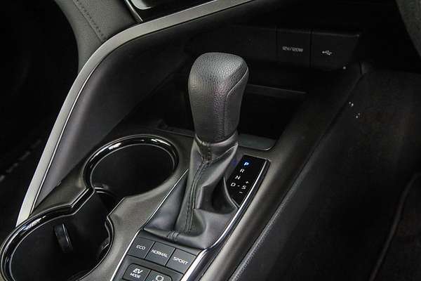2021 Toyota Camry Ascent AXVH70R