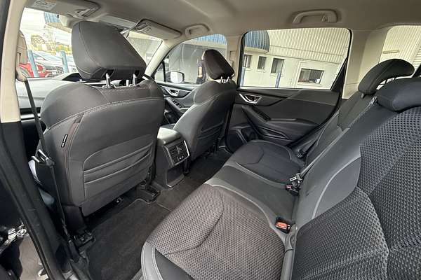 2019 Subaru Forester 2.5i Premium S5