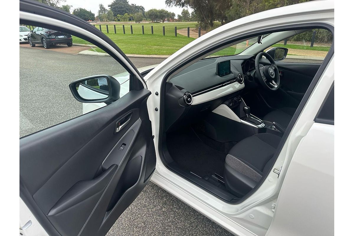 2024 Mazda 2 G15 Pure DJ Series