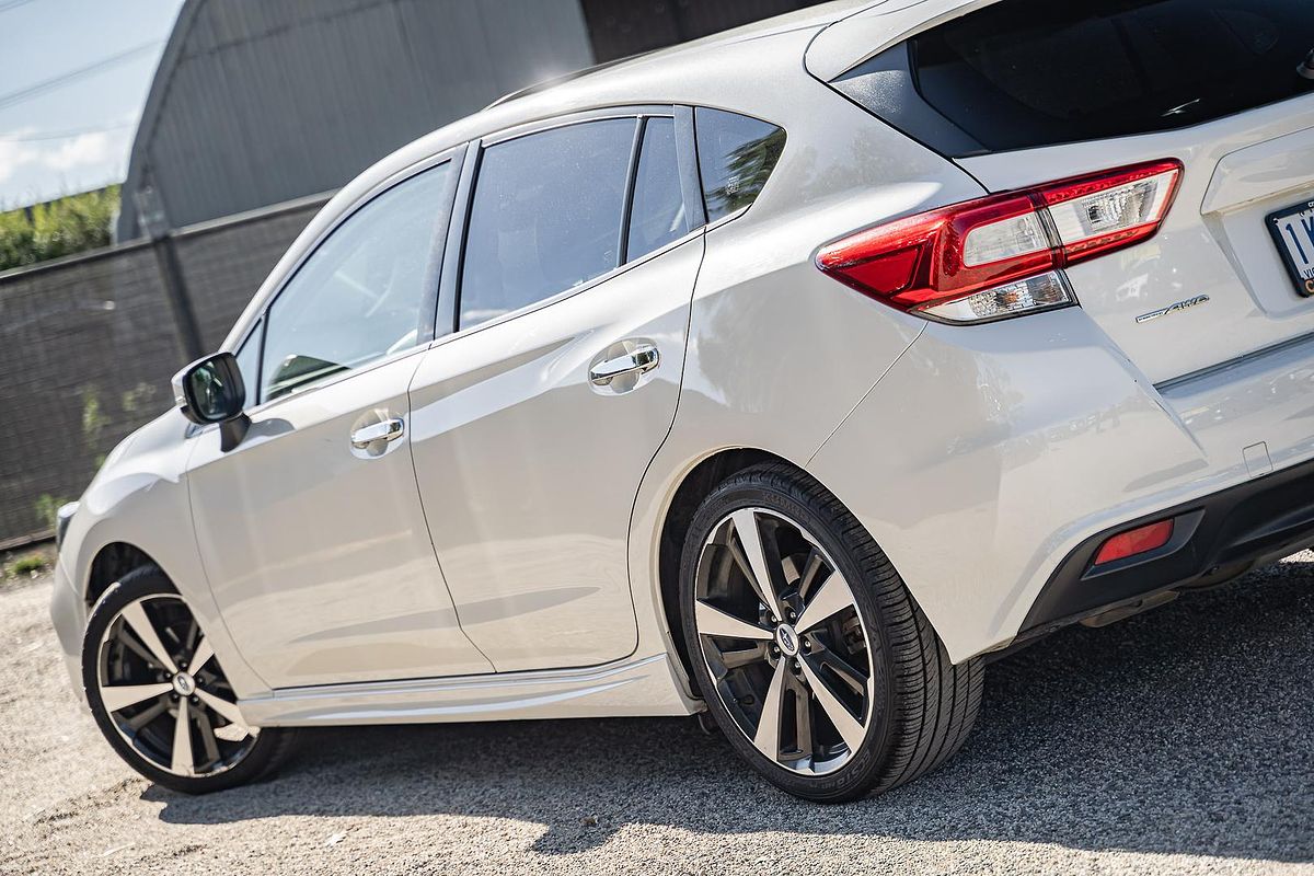 2017 Subaru Impreza 2.0i-S G5