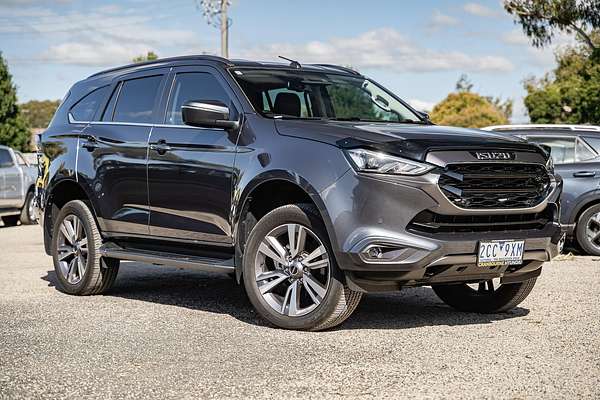 2023 Isuzu MU-X LS-T