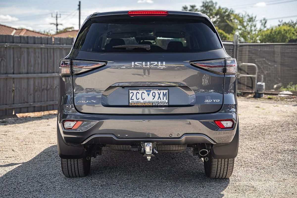 2023 Isuzu MU-X LS-T