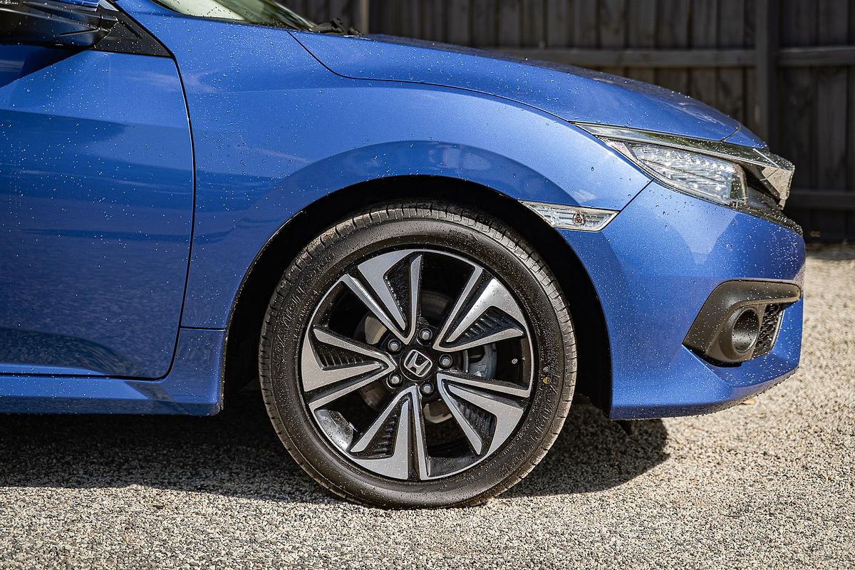 2017 Honda Civic VTi-LX 10th Gen