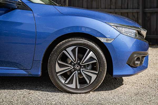 2017 Honda Civic VTi-LX 10th Gen