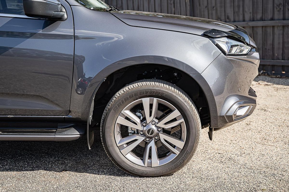2023 Isuzu MU-X LS-T