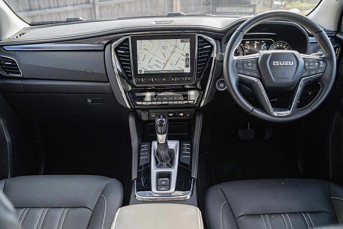 2023 Isuzu MU-X LS-T