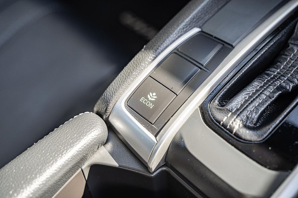 2017 Honda Civic VTi-LX 10th Gen