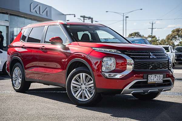 2025 Mitsubishi Outlander LS ZM
