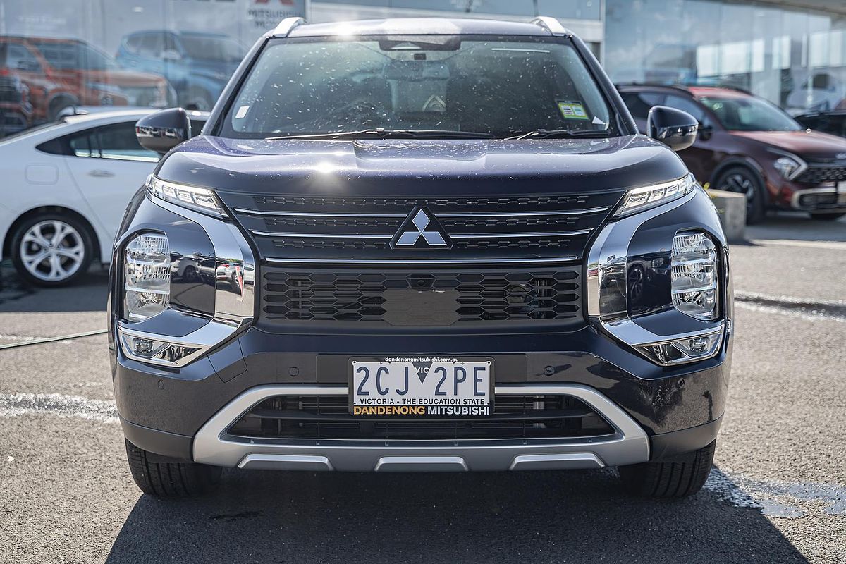 2025 Mitsubishi Outlander LS ZM