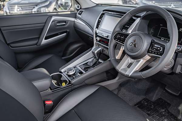 2025 Mitsubishi Pajero Sport Exceed QG