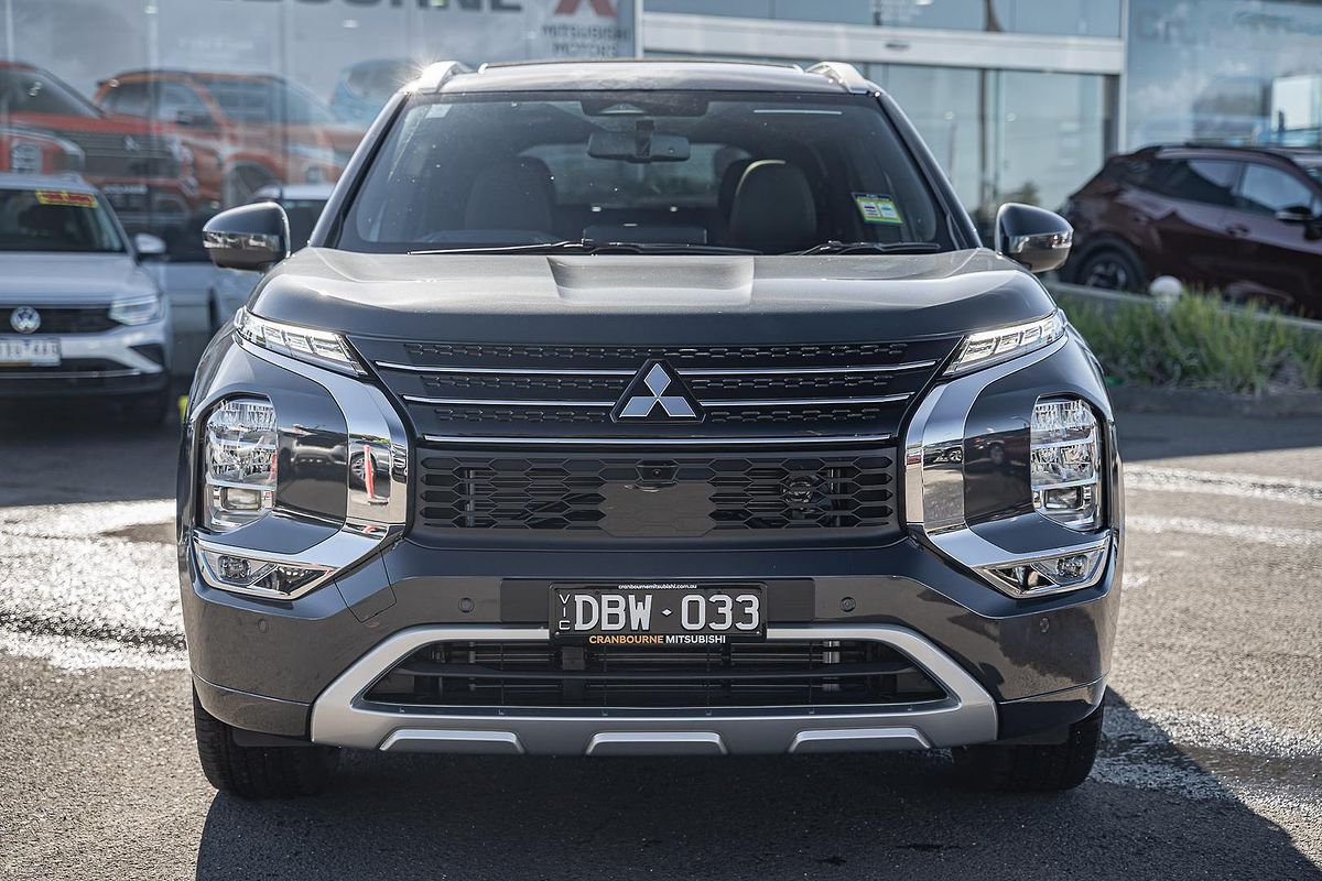 2025 Mitsubishi Outlander Exceed Tourer ZM