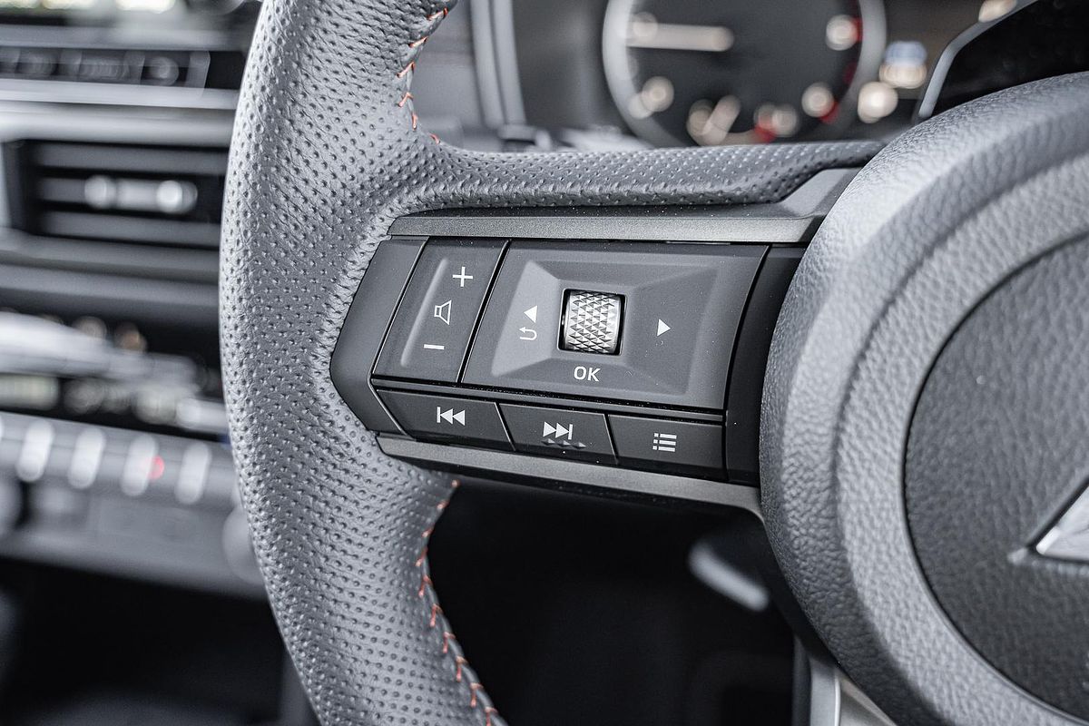2025 Mitsubishi Triton GSR MV 4X4