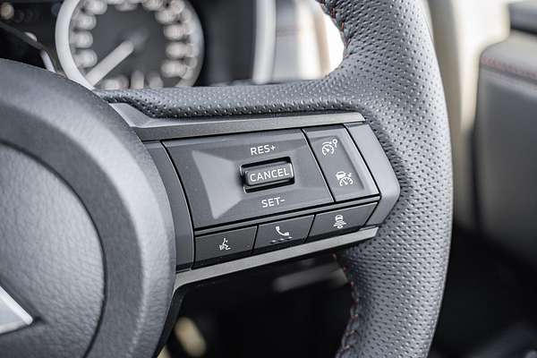 2025 Mitsubishi Triton GSR MV 4X4
