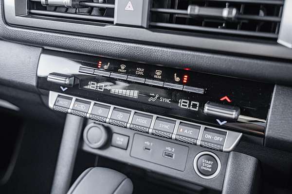 2025 Mitsubishi Triton GSR MV 4X4