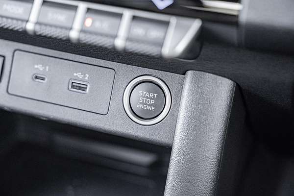 2025 Mitsubishi Triton GSR MV 4X4